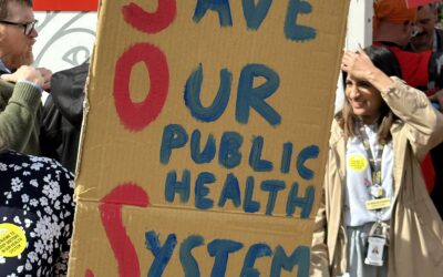 Health New Zealand offers pay cuts amid workforce crisis